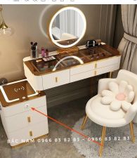 ban-trang-diem-06