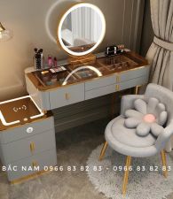 ban-trang-diem-05
